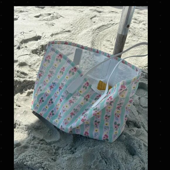 Rifle Paper Co. - Mesh Tote and Pouch - Climbing Roses - Picture 5 of 5